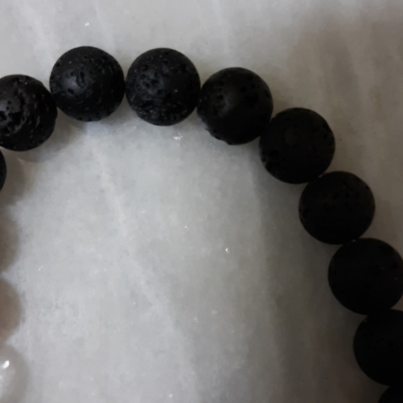 Natural gems & lava bead diffuser chakra bracelet - Picture 4 of 5